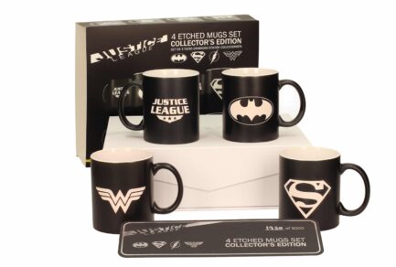 SET 4 TAZAS LOGOS JLA B/N GRABADO LASER CERAMICA - UNIVERSO DC - Imagen 2