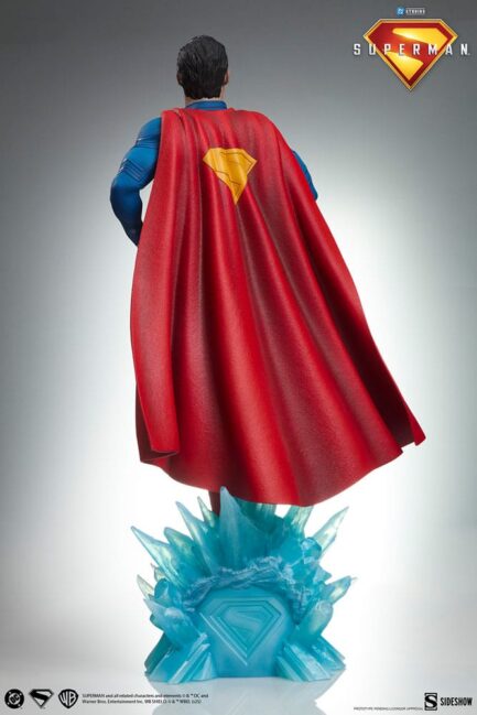 SUPERMAN - SUPERMAN (2025) DC STUDIOS - PREMIUM FORMAT - 61CM - SIDESHOW COLLECTIBLES - Imagen 10