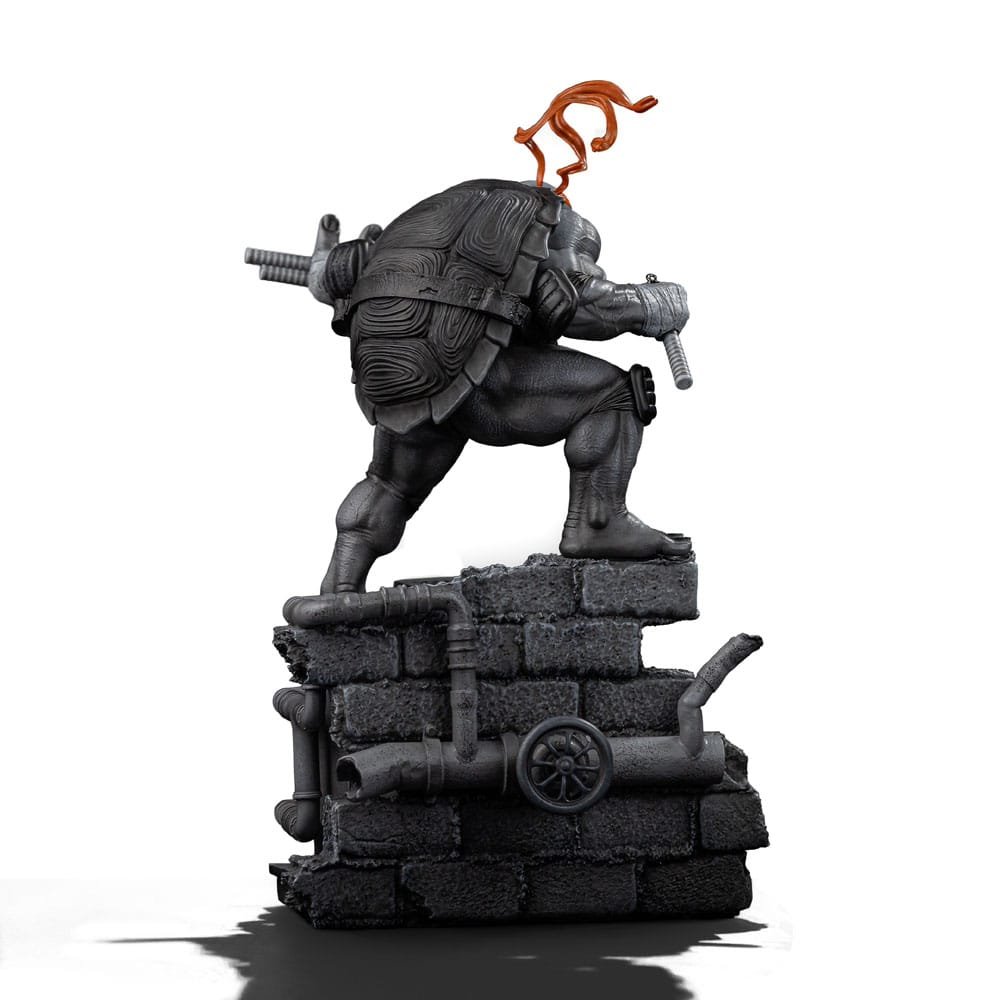 MICHELANGELO BLACK AND WHITE VARIANT (EXCLUSIVE) - TEENAGE MUTANT NINJA TURTLES - ART SCALE 1/10 - IRON STUDIOS - Imagen 4