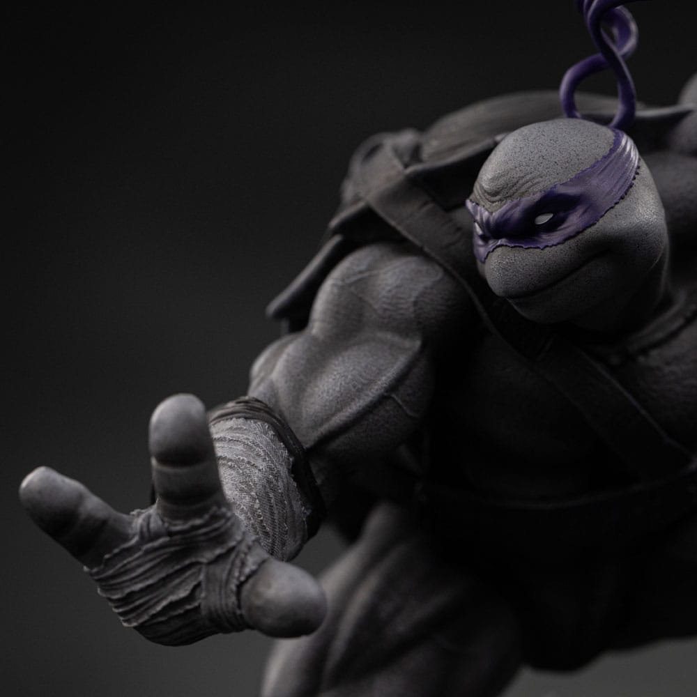 DONATELLO BLACK AND WHITE VARIANT (EXCLUSIVE) - TEENAGE MUTANT NINJA TURTLES - ART SCALE 1/10 - IRON STUDIOS - Imagen 9
