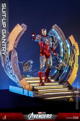 MARVEL’S THE AVENGERS SET ACCESORIOS ACCESSORIES COLLECTION SERIES IRON MAN SUIT-UP GANTRY – HOT TOYS