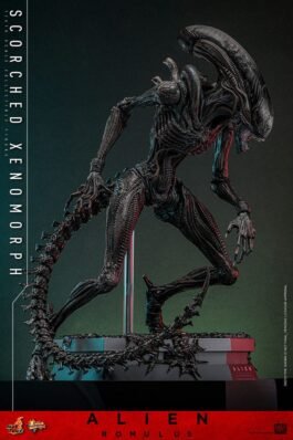 ALIEN: ROMULUS FIGURA MOVIE MASTERPIECE 1/6 SCORCHED XENOMORPH 44 CM – HOT TOYS