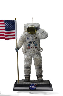 APOLLO 11 ASTRONAUT – NASA – LEGACY REPLICA 1/4 – IRON STUDIOS