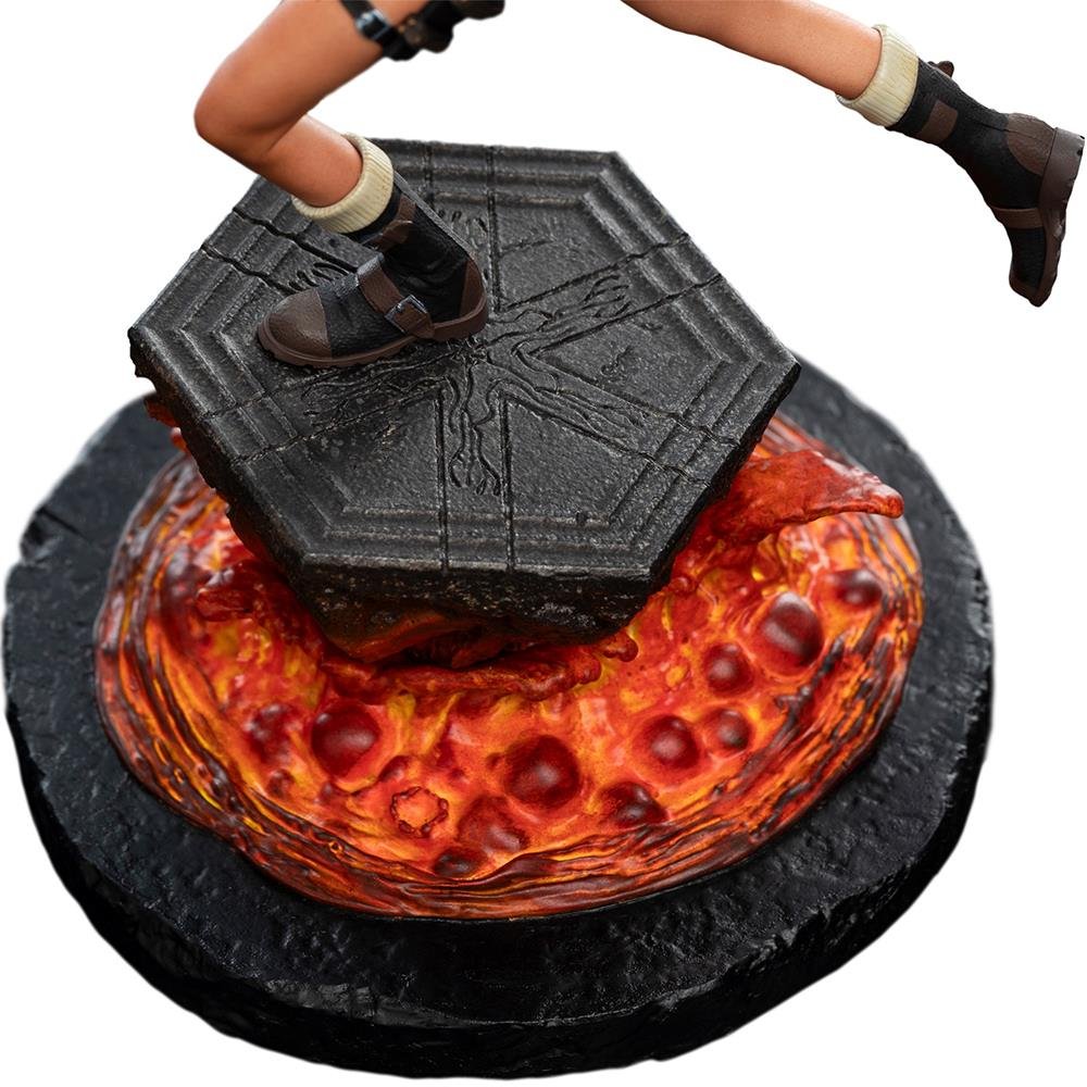 LARA CROFT: THE SANCTUARY OF FLAME - TOMB RAIDER - MINIATURE STATUE - WETA WORKSHOP - Imagen 9