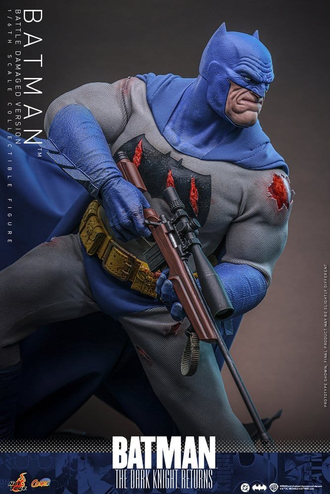 BATMAN: THE DARK KNIGHT RETURNS COMIC MASTERPIECE BATMAN (BATTLE DAMAGED VERSION) - DC COMICS - 1/6 - HOT TOYS - Imagen 13
