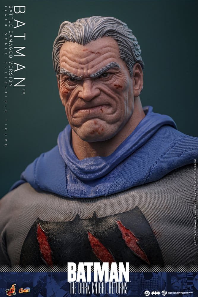 BATMAN: THE DARK KNIGHT RETURNS COMIC MASTERPIECE BATMAN (BATTLE DAMAGED VERSION) - DC COMICS - 1/6 - HOT TOYS - Imagen 20