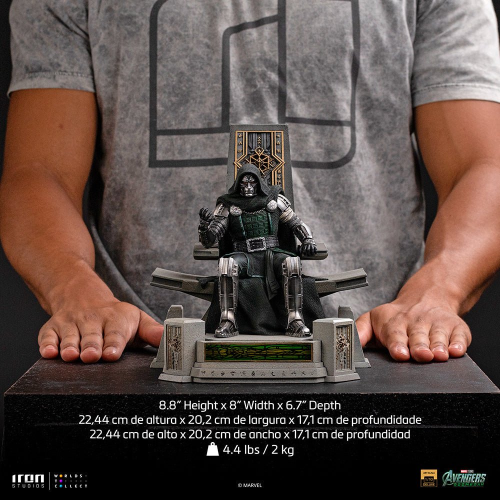 DOCTOR DOOM ON THRONE - AVENGERS: DOOMSDAY - DELUXE ART SCALE 1/10 - IRON STUDIOS - Imagen 2
