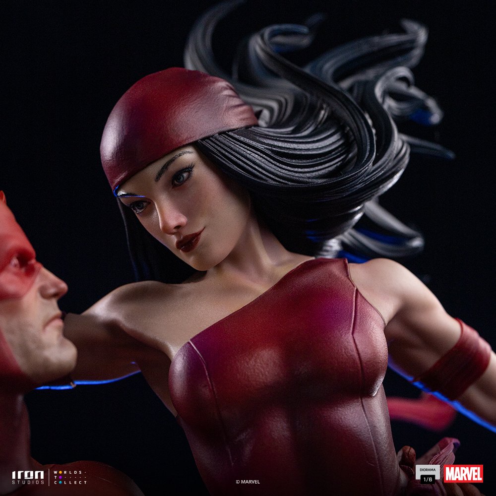 DAREDEVIL AND ELEKTRA - MARVEL COMICS - DIORAMA 1/6 - IRON STUDIOS - Imagen 9