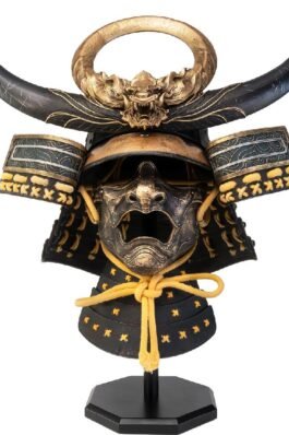 YASUKE HELMET – ASSASSIN’S CREED – 1/1 SCALE STATUE – 63CM – PUREARTS