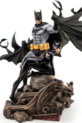 BATMAN & CATWOMAN REUNION – BATMAN – 1/4 SCALE STATUE – 67CM – PUREARTS