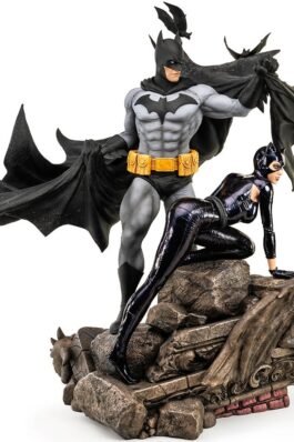 BATMAN & CATWOMAN REUNION – BATMAN – 1/4 SCALE STATUE – 67CM – PUREARTS