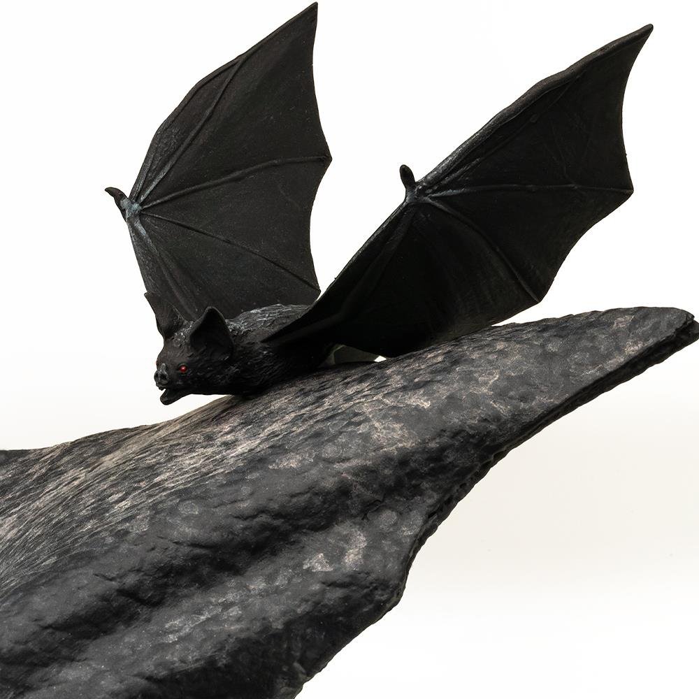 BATMAN & CATWOMAN REUNION - BATMAN - 1/4 SCALE STATUE - 67CM - PUREARTS - Imagen 8