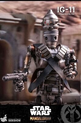 THE MANDALORIAN IG-11 – STAR WARS – FIGURA 1/6 – 36CM – HOT TOYS