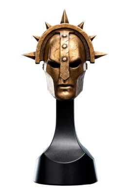 WARHAMMER: AGE OF SIGMAR – STORMCAST ETERNAL LIBERATOR HELM – 13CM – WETA WORKSHOP