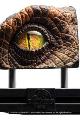 THE LOST WORLD: JURASSIC PARK RÉPLICA MALE VELOCIRAPTOR EYE PROP – JURASSIC PARK – 23 CM – ELITE CREATURE COLLECTIBLES