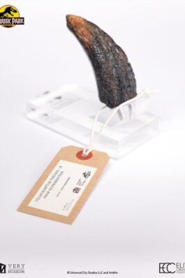 JURASSIC PARK RÉPLICA VELOCIRAPTOR TOENAIL TYPE A – JURASSIC PARK 1 – 1/1 – 11 CM – ELITE CREATURE COLLECTIBLES