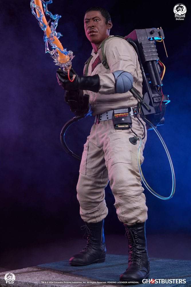 GHOSTBUSTERS PREMIER SERIES WINSTON DELUXE VERSION - CAZAFANTASMAS - 1/4 - 48 CM - PREMIUM COLLECTIBLES STUDIO - Imagen 4