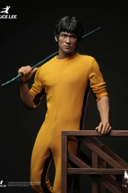 BRUCE LEE (YELLOW JUMPSUIT) – FIGURA 1/6 27,5 CM – INART