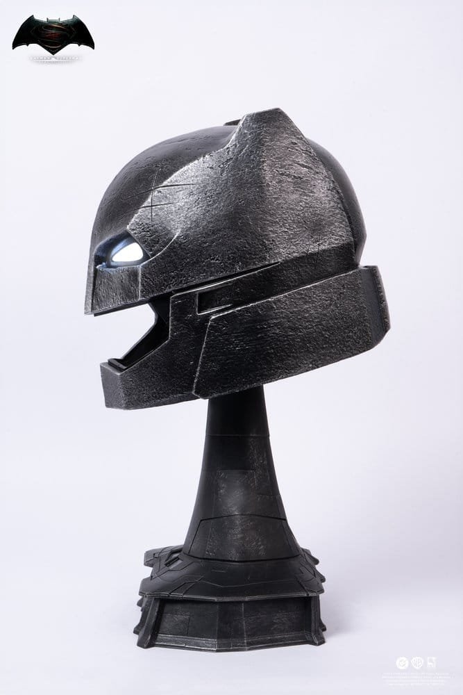 BATMAN V SUPERMAN: DAWN OF JUSTICE ARMORED BATMAN HELMET - JUSTICE LEAGUE - RÉPLICA 1/1 - PURE ARTS - Imagen 3