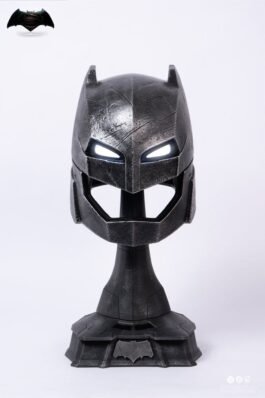 BATMAN V SUPERMAN: DAWN OF JUSTICE ARMORED BATMAN HELMET – JUSTICE LEAGUE – RÉPLICA 1/1 – PURE ARTS